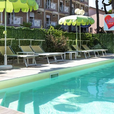 Hotel Sporting Pinarella Luaran gambar