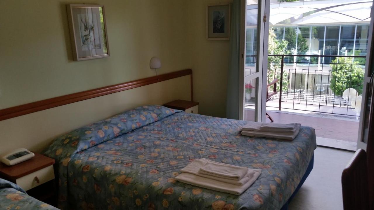 Hotel Sporting Pinarella Luaran gambar
